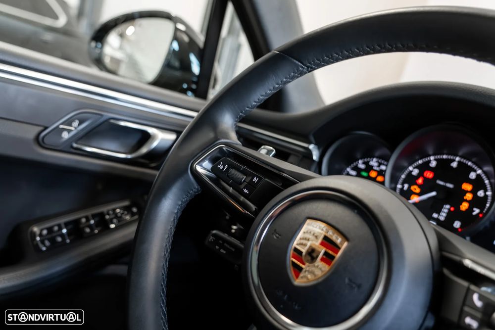 Porsche Macan Standard - 12