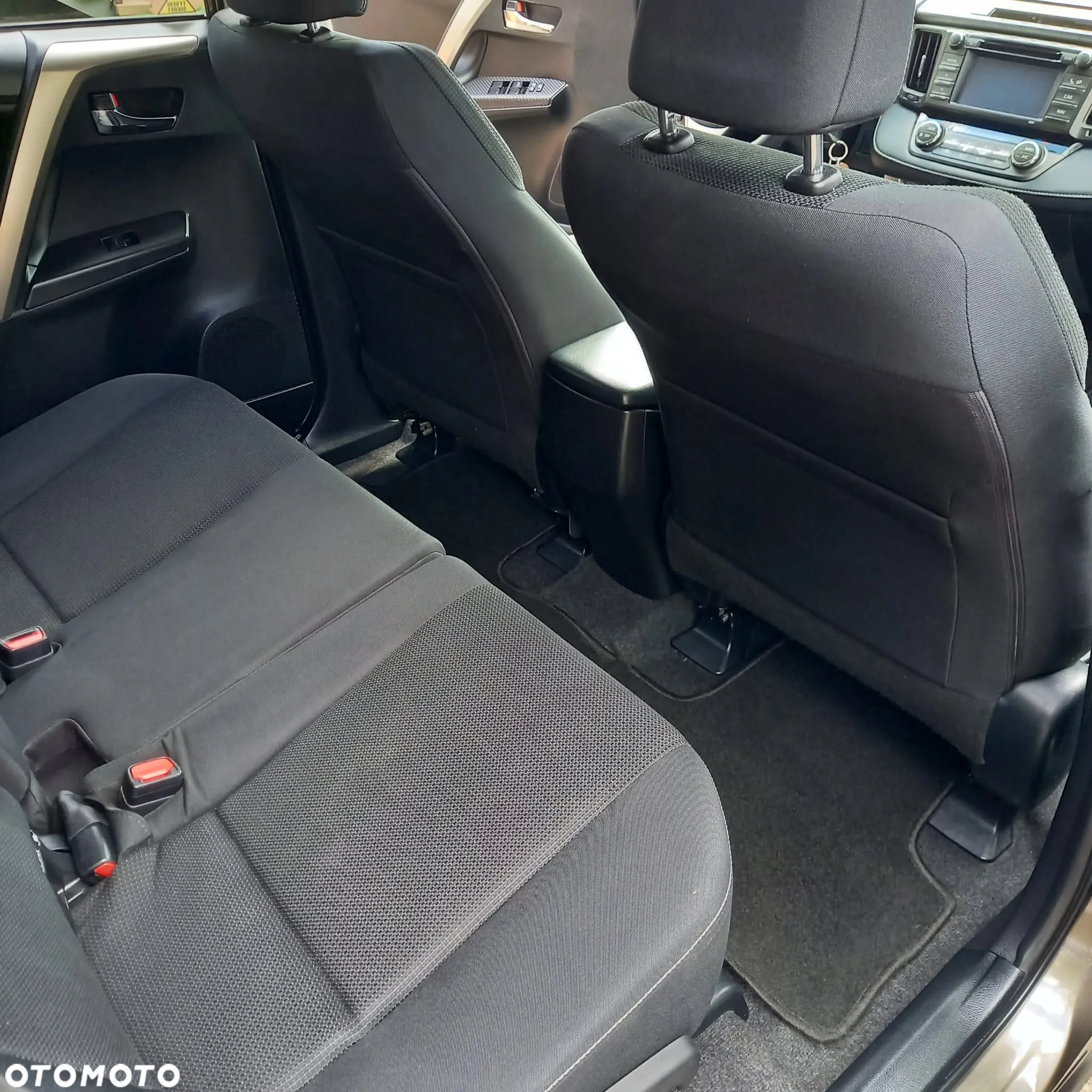 Toyota RAV4 - 31