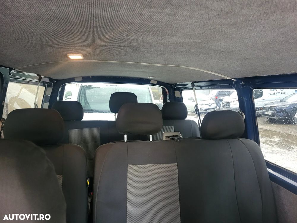 Volkswagen Transporter T5 Volksbus - 10