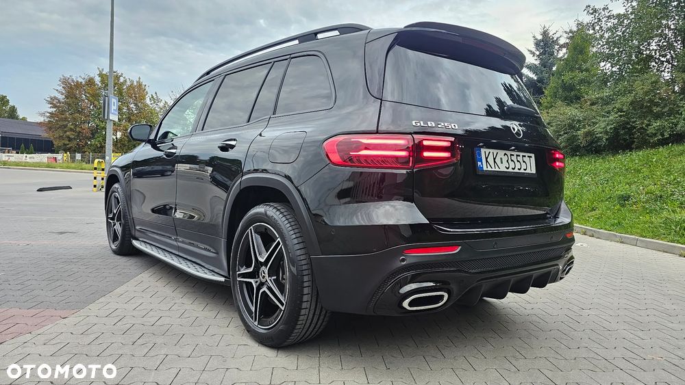 Mercedes-Benz GLB 250 AMG Line 8G-DCT - 14