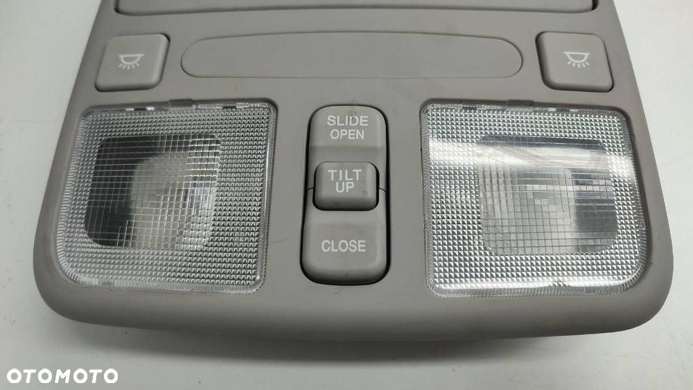 LAMPKA KABINY KIA OPIRUS 2006 928203FXXX - 2