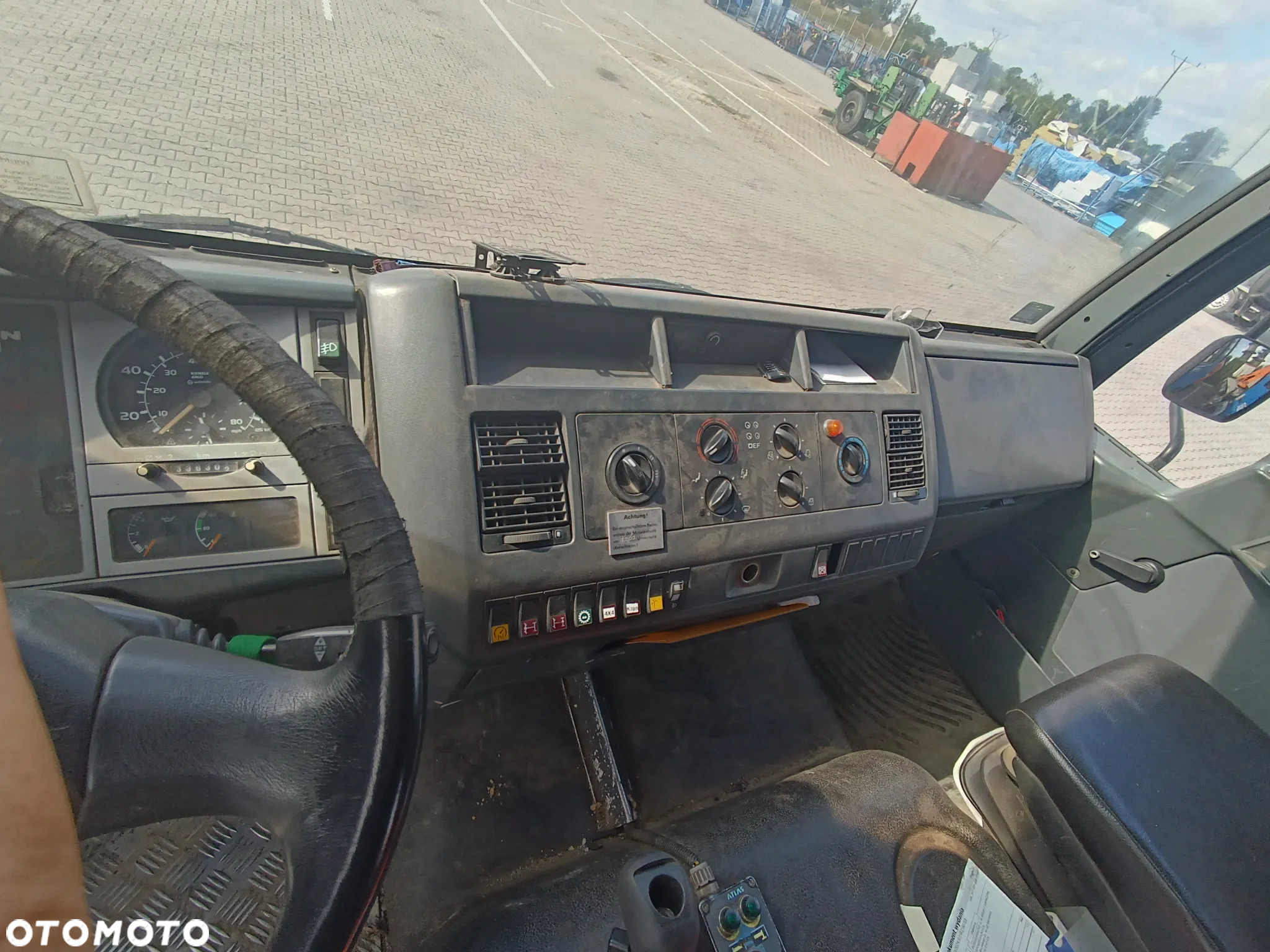MAN L90 - 9