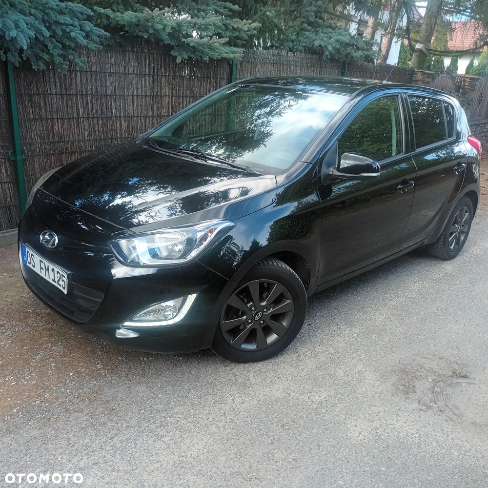 Hyundai i20 1.2 Intro Edition - 28