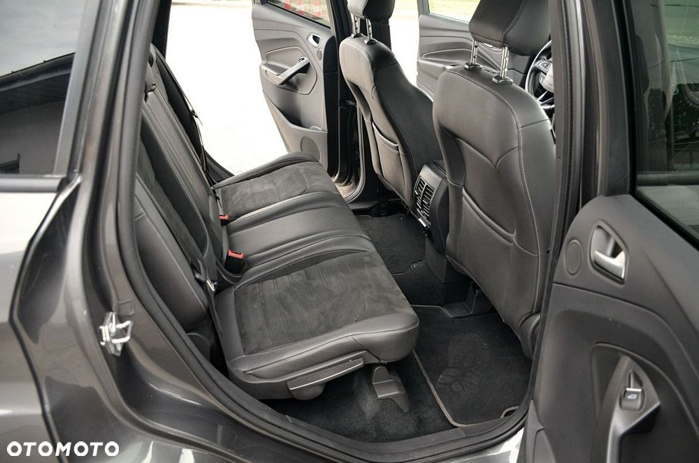 Ford Kuga - 26