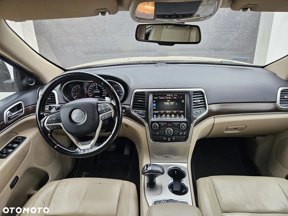Jeep Grand Cherokee - 10