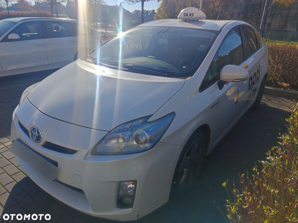 Toyota Prius 1.8 HSD Life - 2