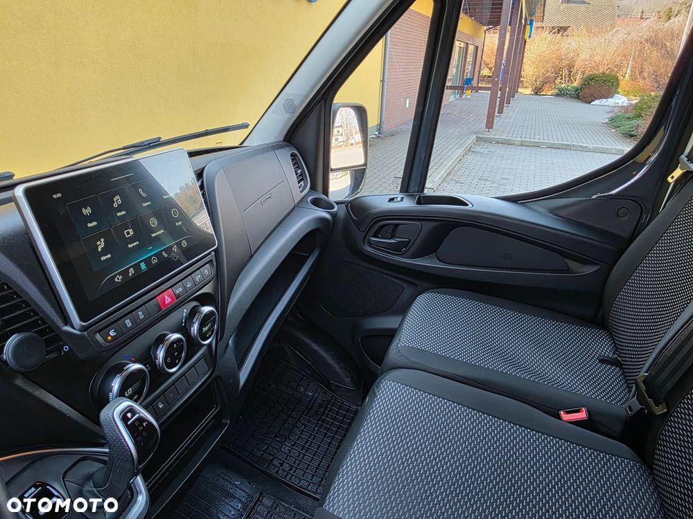 Iveco IVECO DAILY 35S18HA8 V – L3H2 - 30