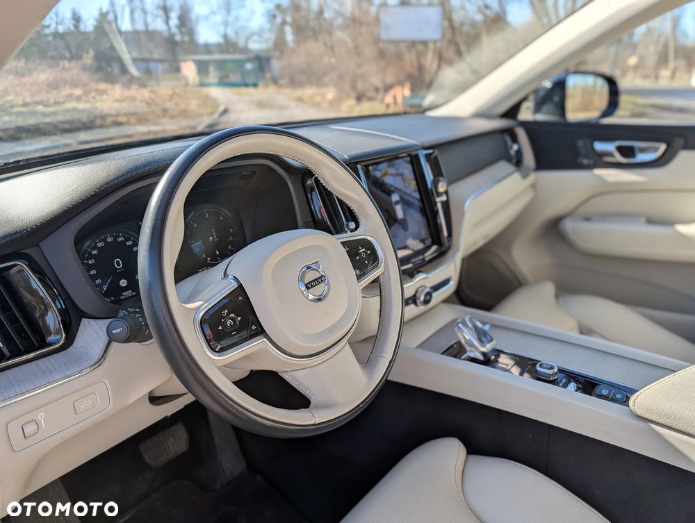 Volvo XC 60 B4 D AWD Geartronic Inscription - 5