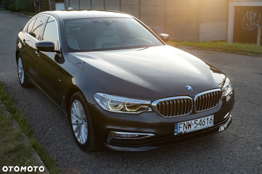 BMW Seria 5 530d Luxury Line - 6