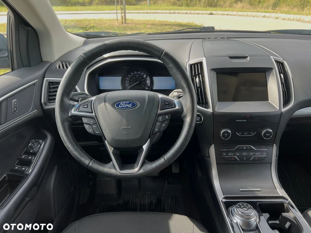 Ford Edge - 16