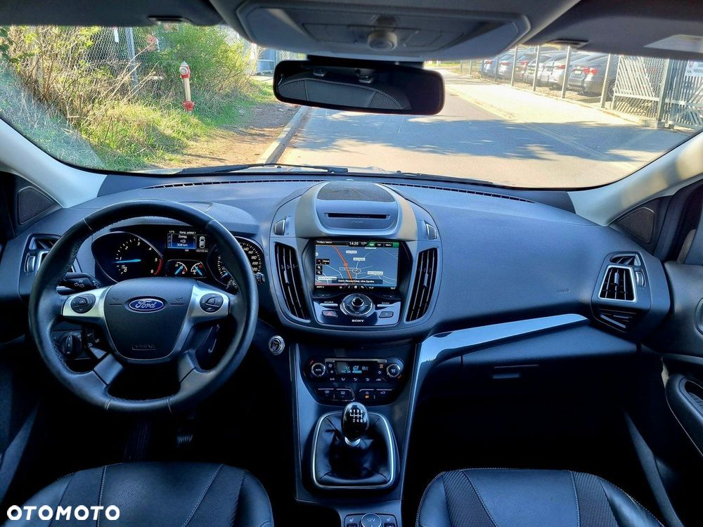 Ford Kuga 2.0 TDCi FWD Titanium - 15