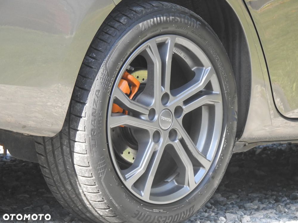 Toyota Auris 1.6 Premium - 6