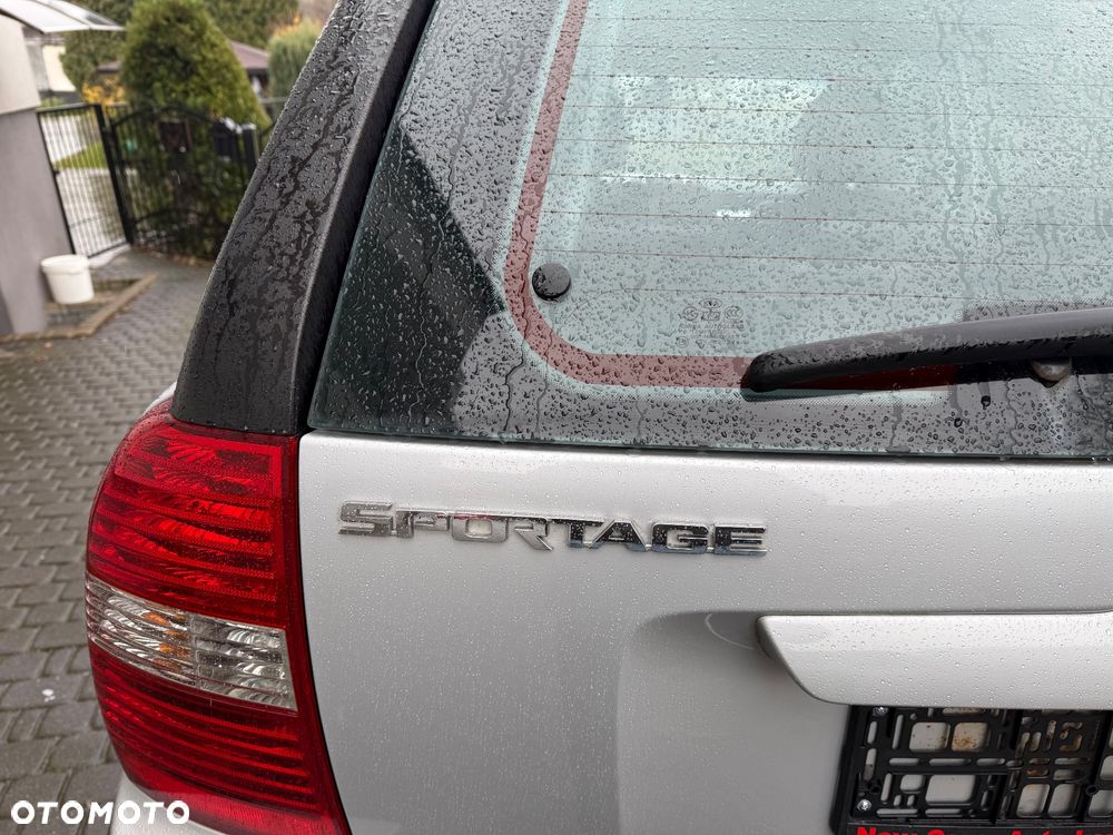 Kia Sportage 2.0 Expedition + - 6