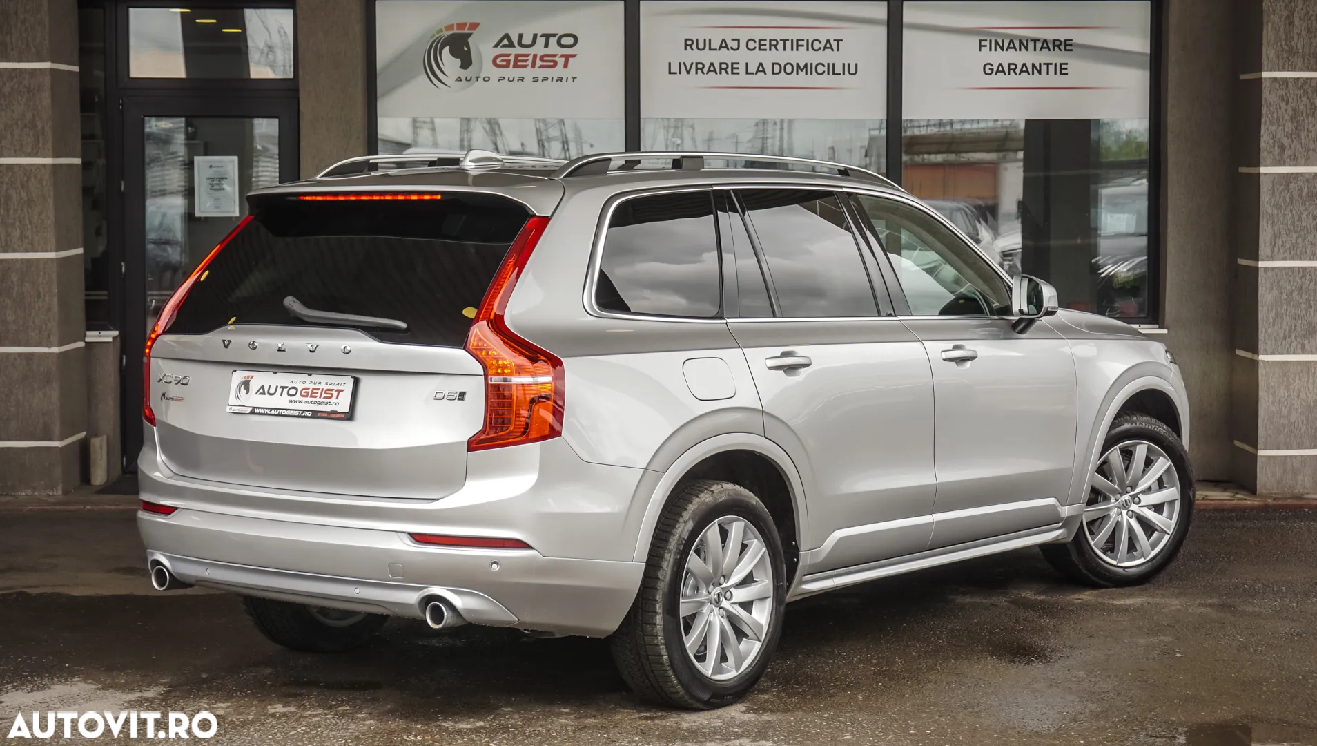 Volvo XC 90 D5 AWD Geartronic RDesign - 6