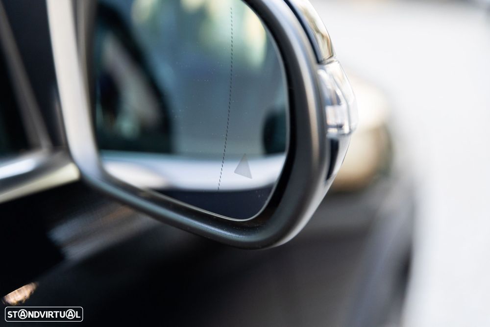 Mercedes-Benz EQB 300 4Matic AMG Line - 10