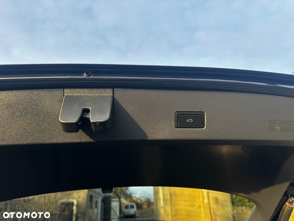 Volkswagen T-Roc 1.6 TDI SCR - 22