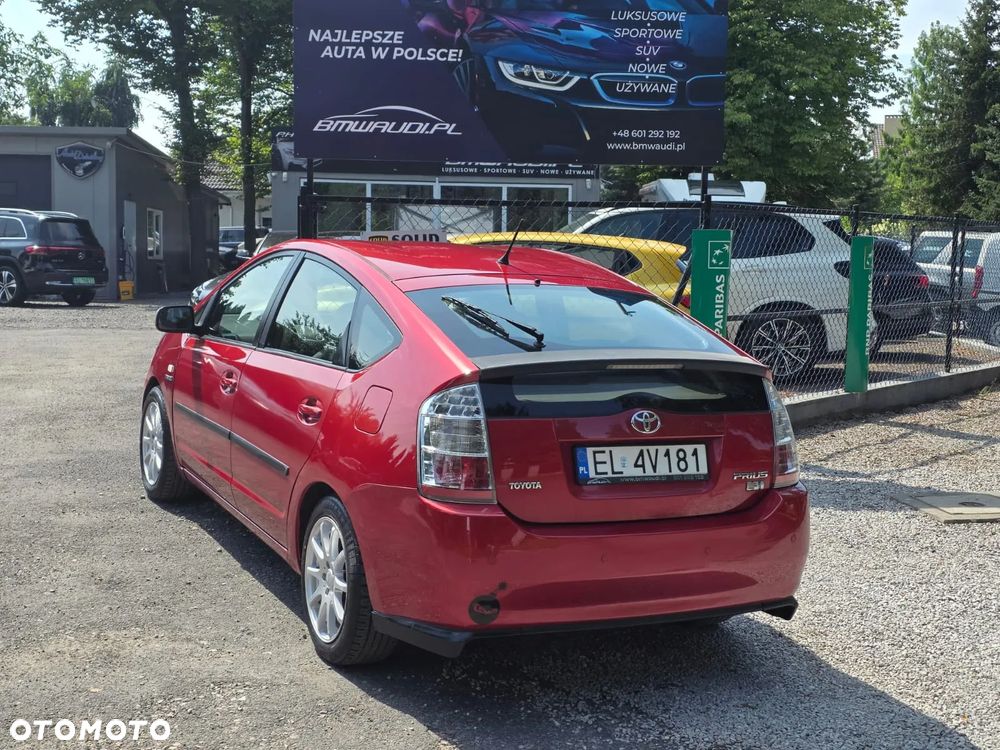 Toyota Prius 1.5 VVT-i Sol - 8