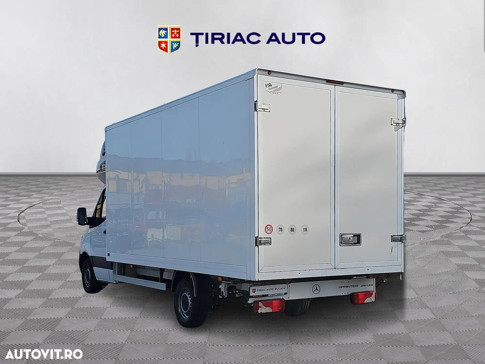 Mercedes-Benz Sprinter - 3