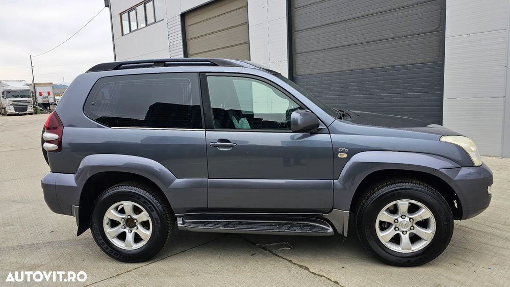 Toyota Land Cruiser 3.0 TD-4D Aut VX - 16