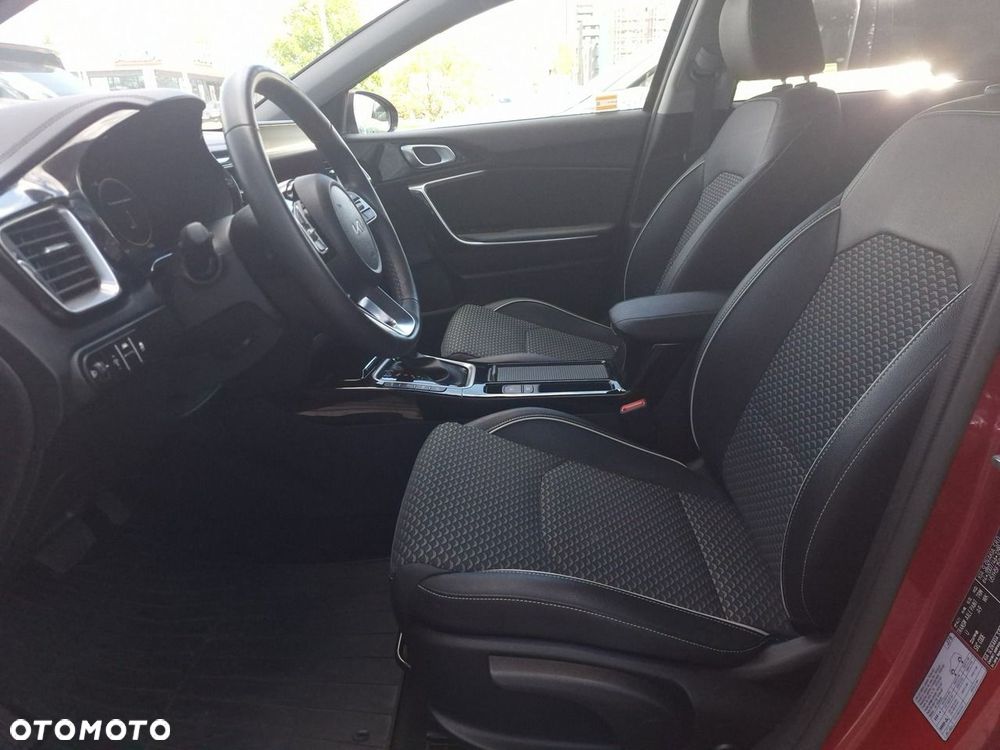 Kia XCeed 1.5 T-GDI Business Line DCT - 10