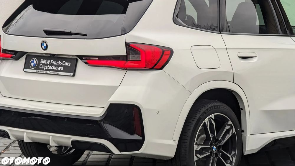 BMW iX1 xDrive30 66.5kWh xLine - 7