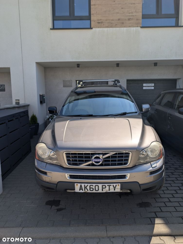 Volvo XC 90 - 1