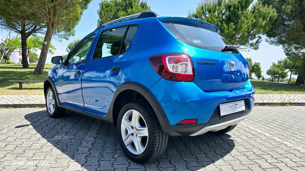 Dacia Sandero 0.9 TCe Stepway - 12