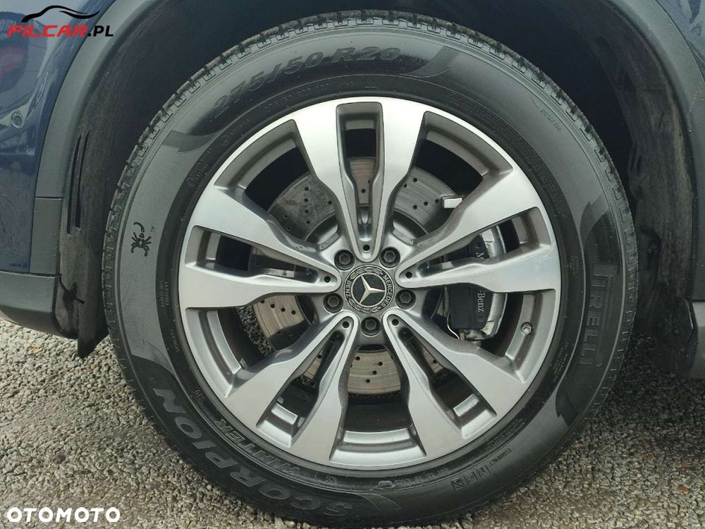 Mercedes-Benz GLE - 24