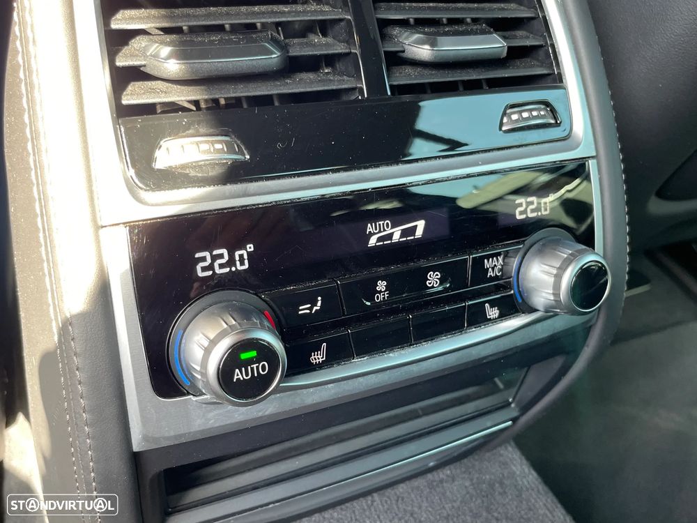 BMW 740 d xDrive Auto — fotografia 13
