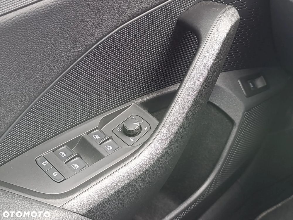 Skoda Octavia 1.5 TSI mHEV Selection DSG - 22