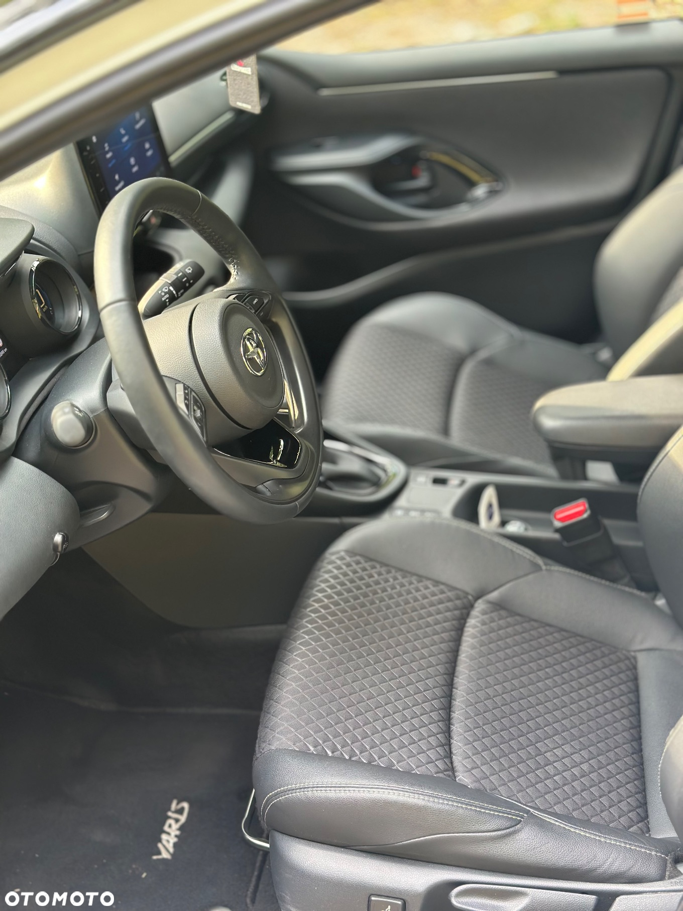 Toyota Yaris - 10