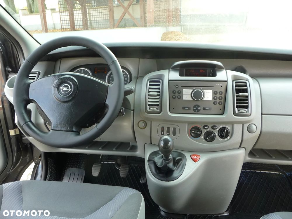 Opel Vivaro L2H1 2.9t - 14