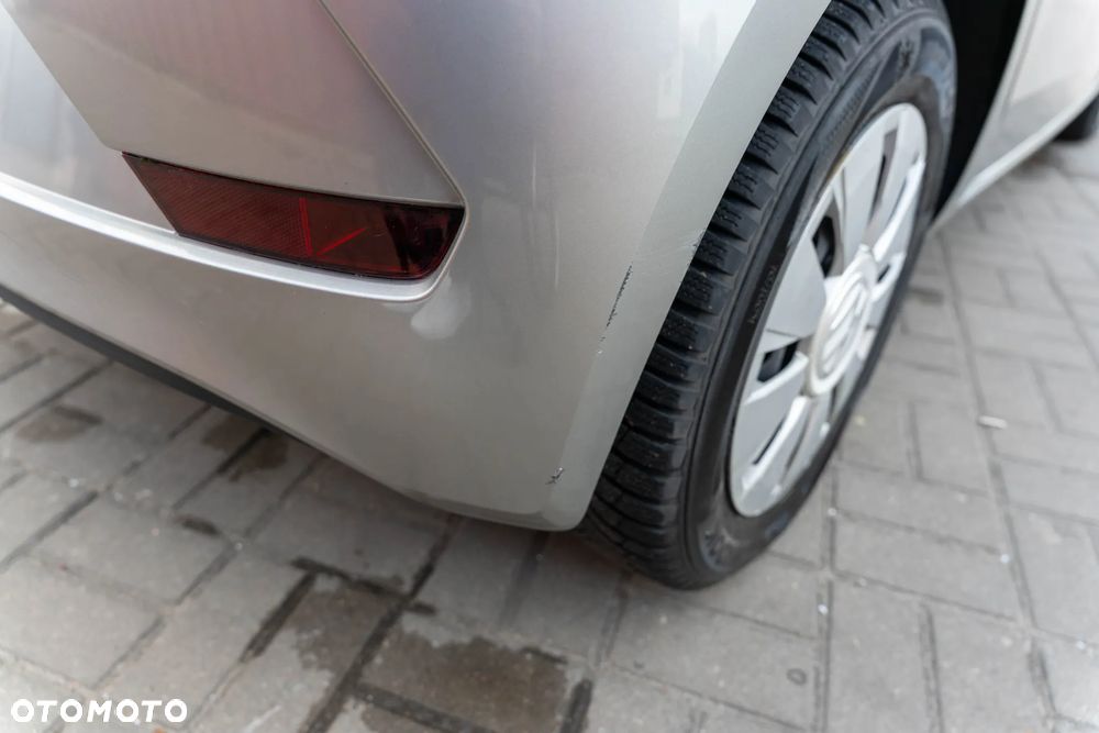 Volkswagen up! 1.0 move EU6 - 8