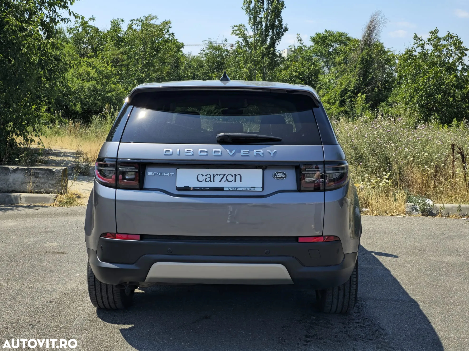 Land Rover Discovery Sport 2.0 D165 MHEV SE - 11