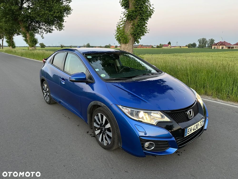 Honda Civic 1.6 i-DTEC Executive Black Edition - 5