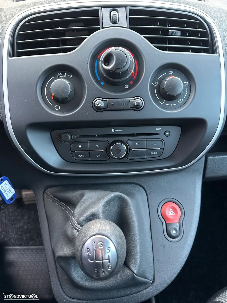 Renault IVA dedutível  Kangoo Maxi GPS 5Lug. Comercial Ligeiro Misto - 14