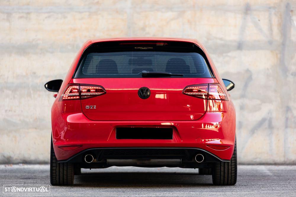VW Golf GTI Performance BlueMotion DSG - 2