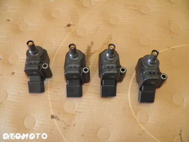 CEWKA CEWKI AUDI A4 A5 TFSI 06H905110D 2012r - 3