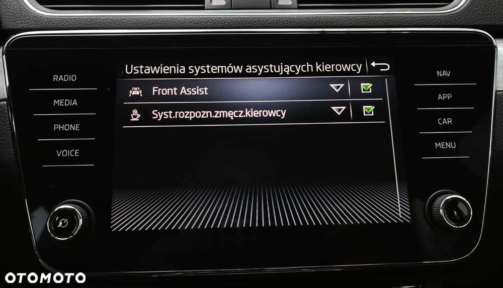 Skoda Superb 1.5 TSI Ambition - 34