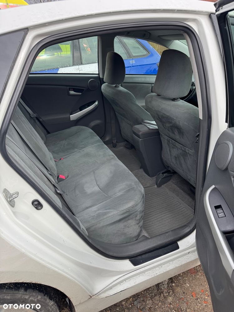 Toyota Prius - 7