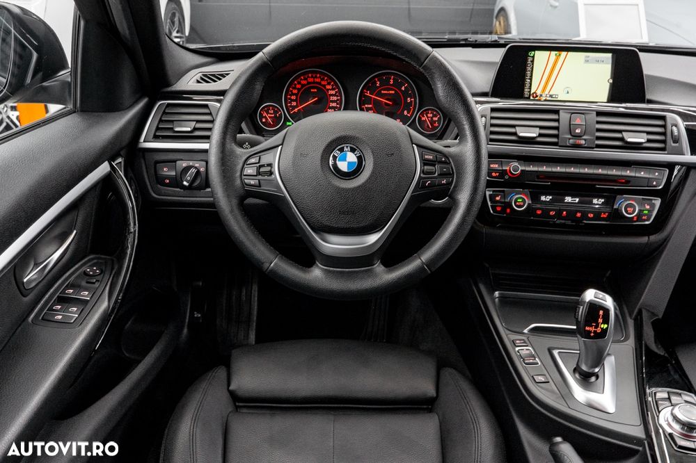 BMW Seria 3 318d Aut. Sport Line - 11