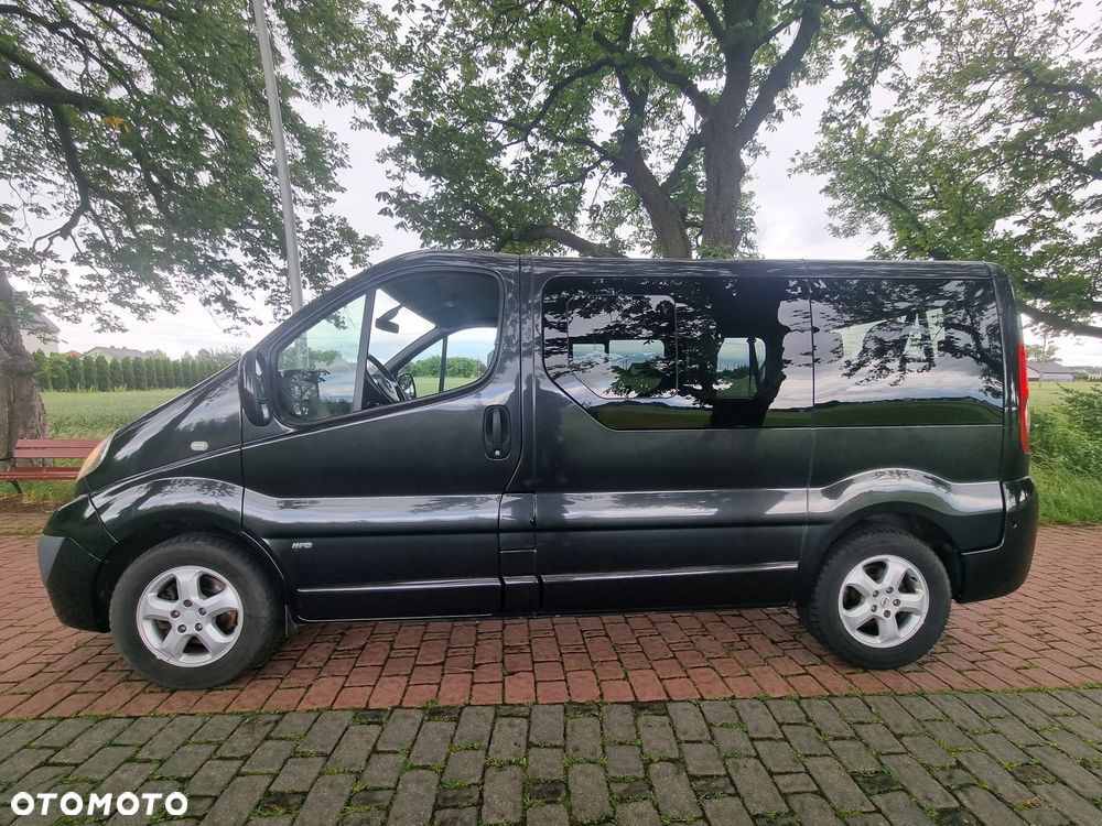 Opel Vivaro - 2