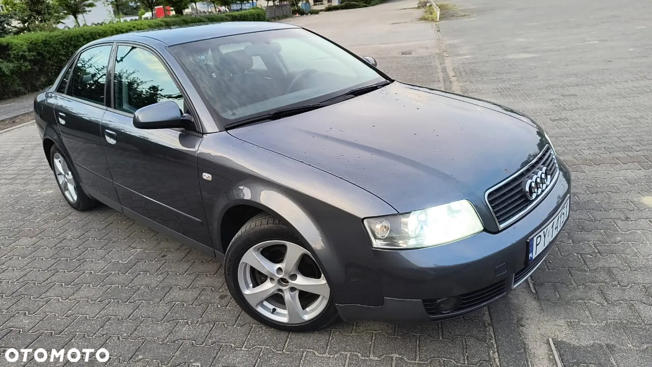 Audi A4 2.0 - 5