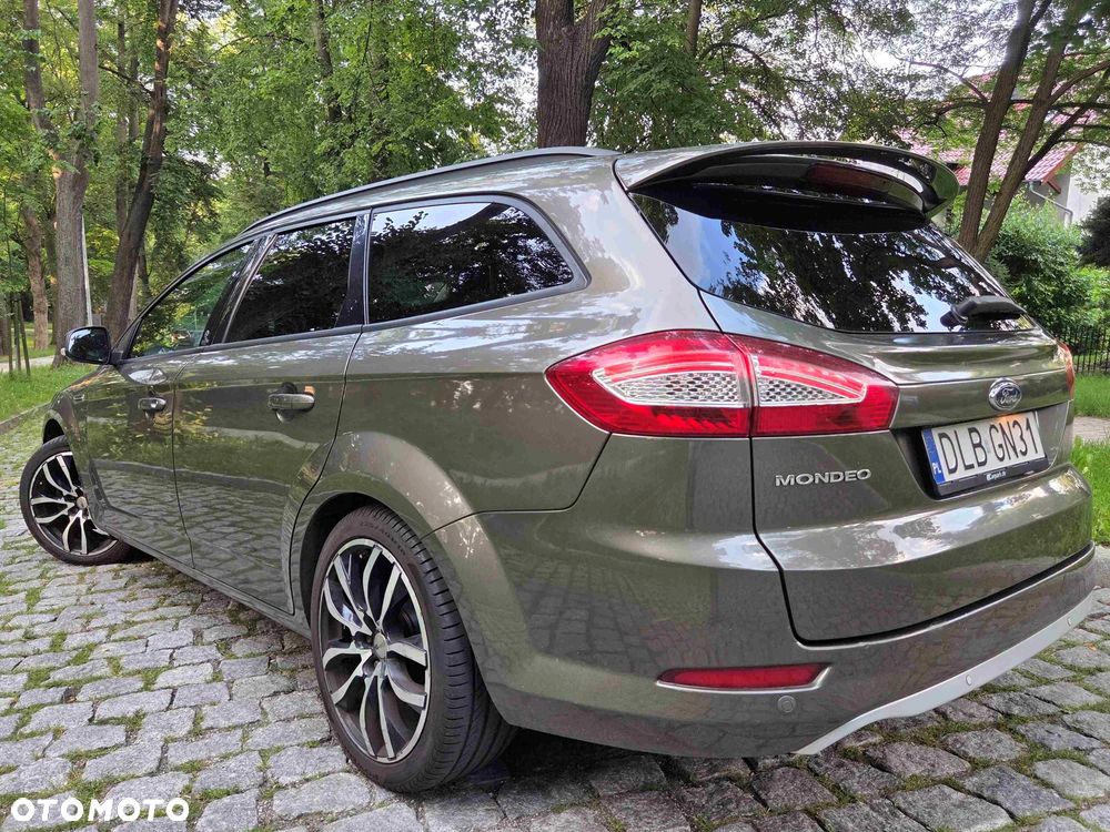 Ford Mondeo 2.0 TDCi Champions Edition - 28