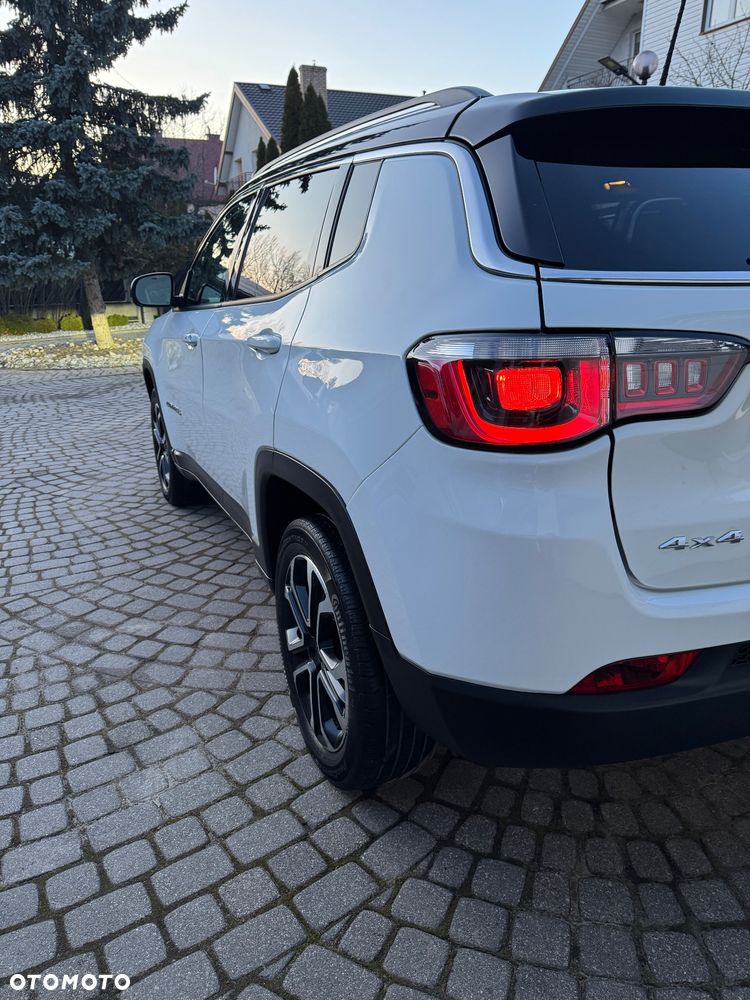 Jeep Compass - 18