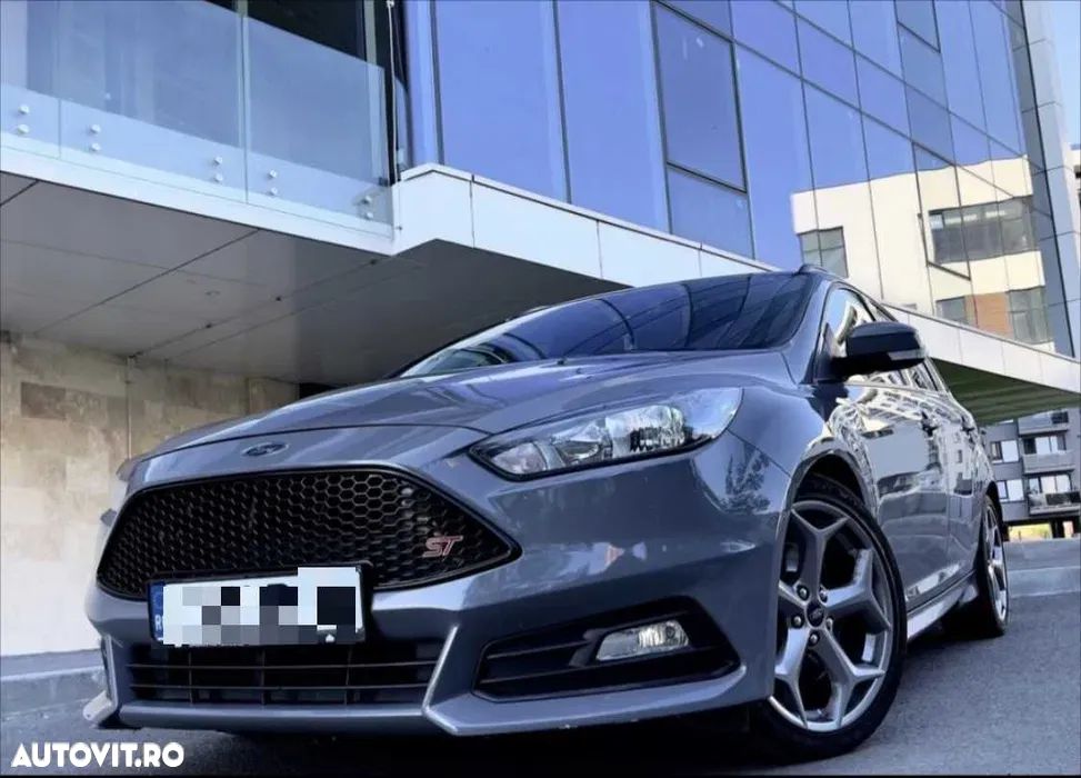 Ford Focus ST - 1