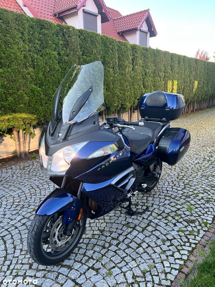 Triumph Trophy - 8