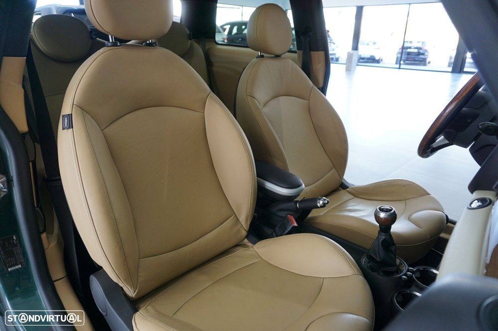 MINI 3 Portas Cooper D - 17