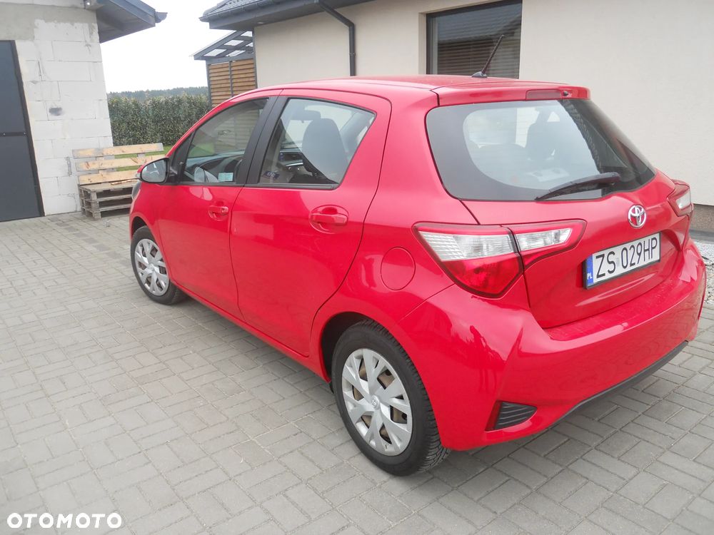 Toyota Yaris 1.0 Premium - 3