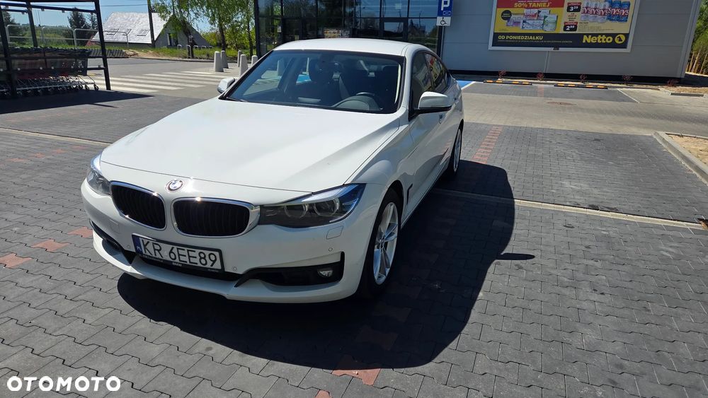 BMW 3GT 320i GPF xDrive Advantage - 2